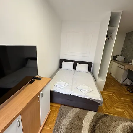 公寓 Kruna 诺威萨